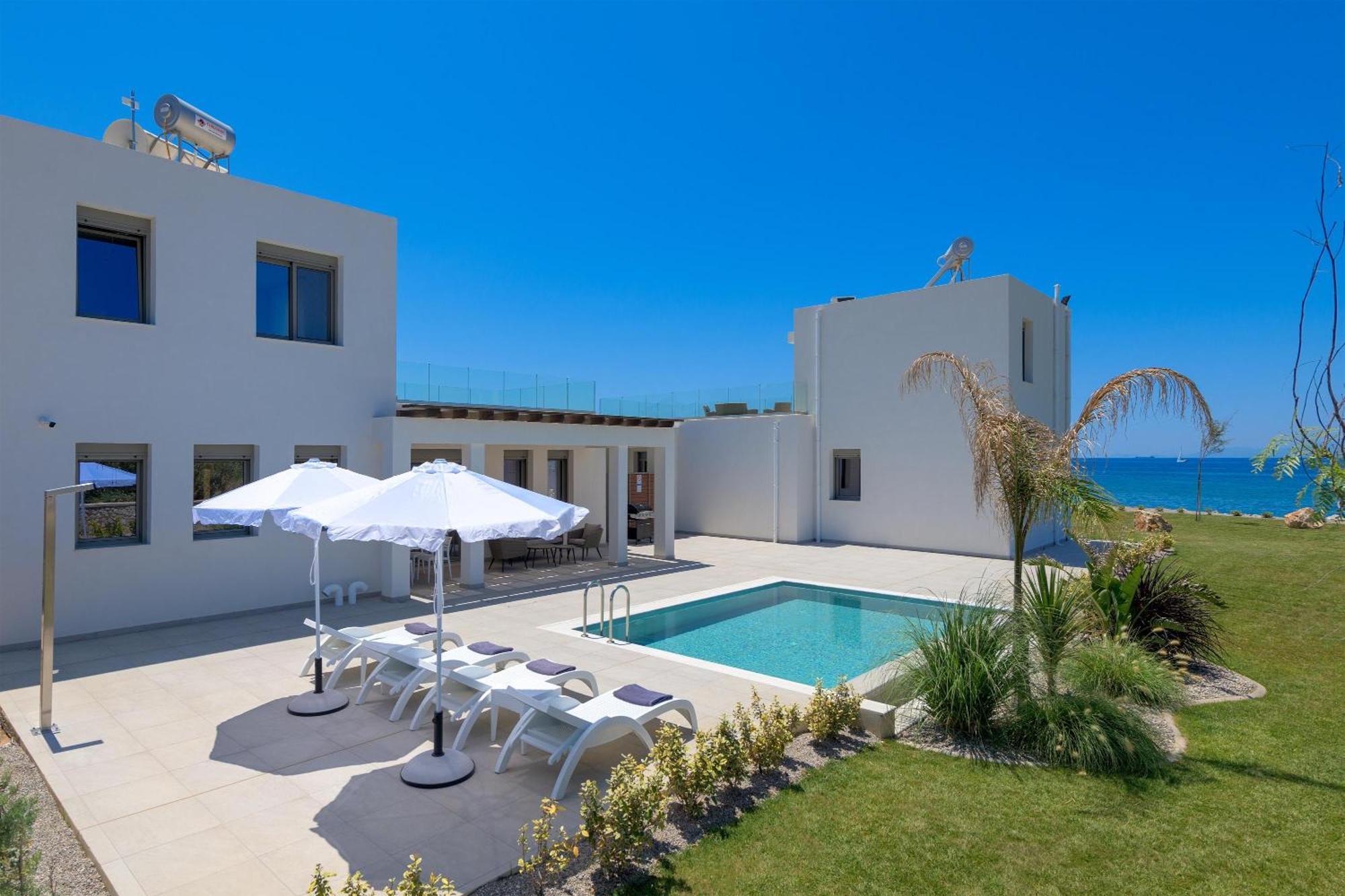 Panaxia Villa