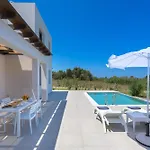 Panaxia Villas